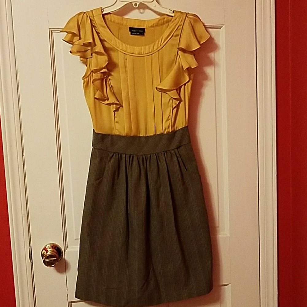 Cute and Sophisticated Business Dress